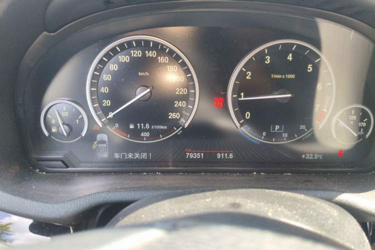 Used BMW X3 2014 xDrive20i X Design Package Odometer Close Up