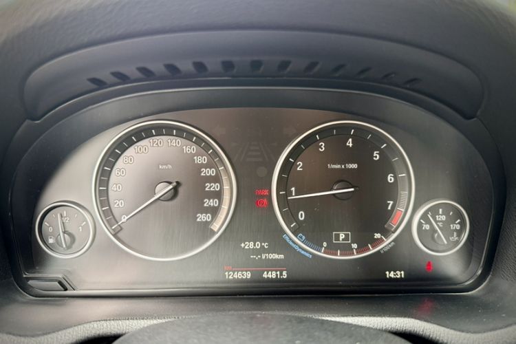 Used BMW X3 2014 xDrive20i X Design Package Odometer Close Up