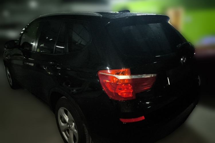 Used BMW X3 2014 xDrive20i Leading Model Rear Left 45 Deg