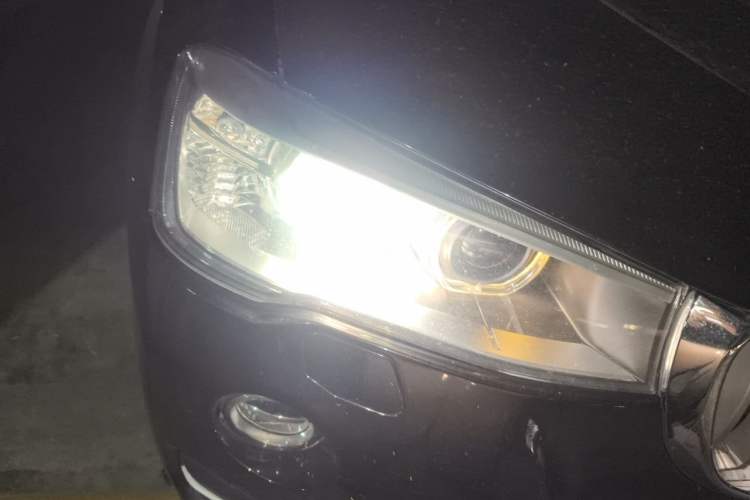Used BMW X3 2014 xDrive20i X Design Package Right Front Headlight