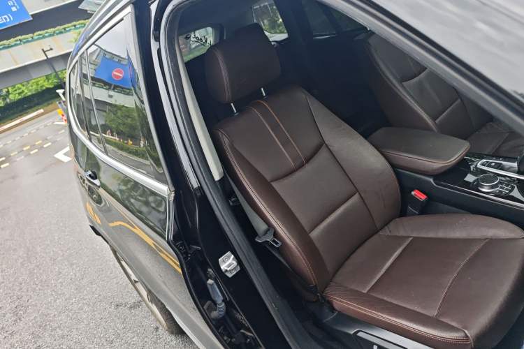 Used BMW X3 2014 xDrive20i X Design Package Right Front Seat