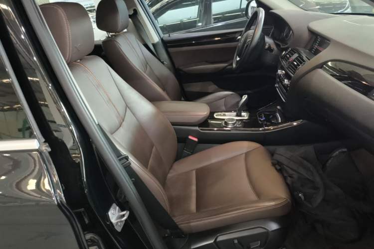 Used BMW X3 2014 xDrive20i X Design Package Right Front Seat