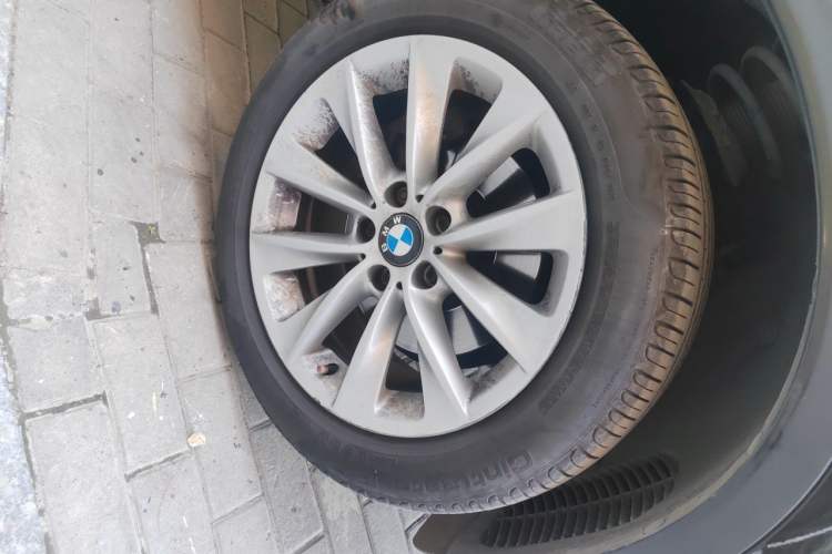 Used BMW X3 2014 xDrive20i X Design Package Right Front Wheel Hub