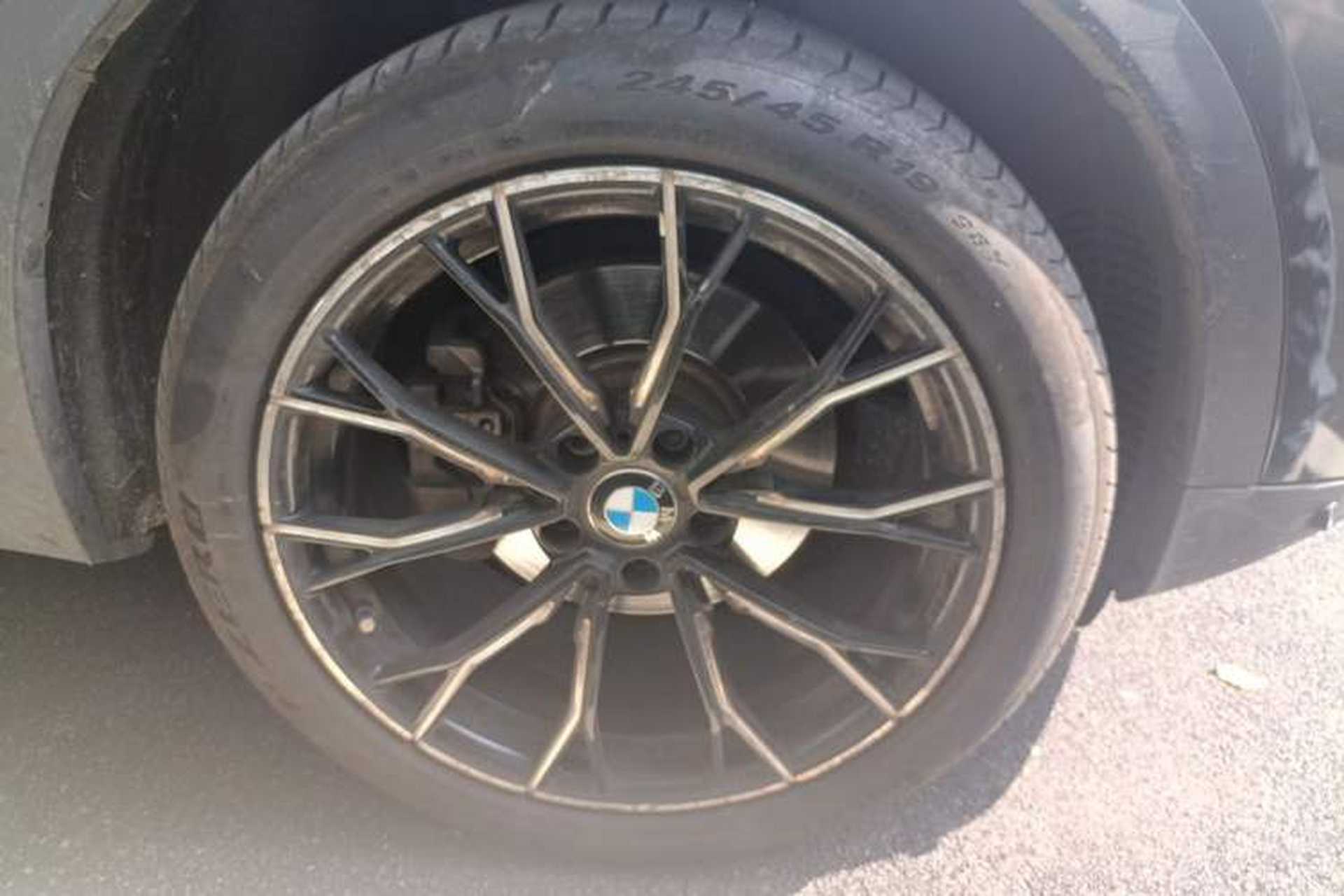Used BMW X3 2014 xDrive20i Leading Model Right Front Wheel Hub