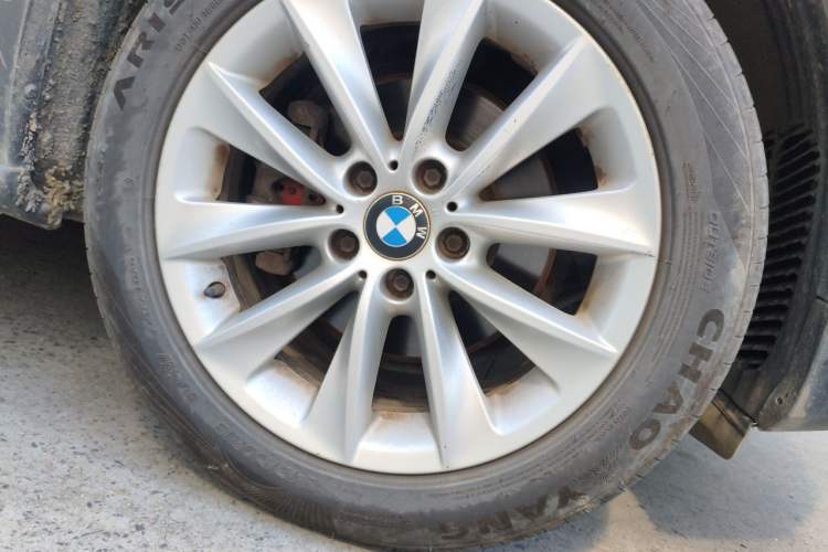 Used BMW X3 2014 xDrive20i X Design Package Right Front Wheel Hub
