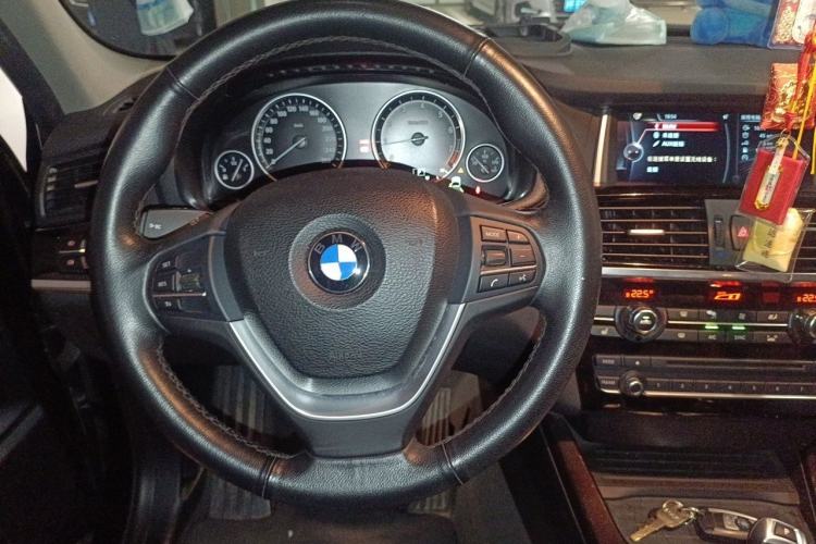 Used BMW X3 2014 xDrive20i X Design Package Steering Wheel