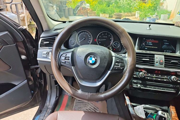 Used BMW X3 2014 xDrive20i X Design Package Steering Wheel