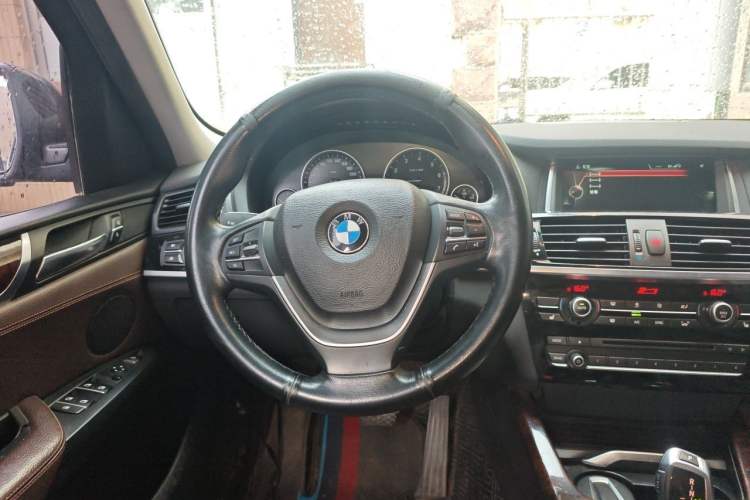 Used BMW X3 2014 xDrive20i X Design Package Steering Wheel