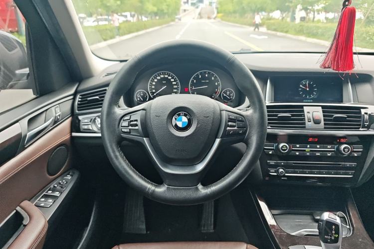 Used BMW X3 2014 xDrive20i X Design Package Steering Wheel