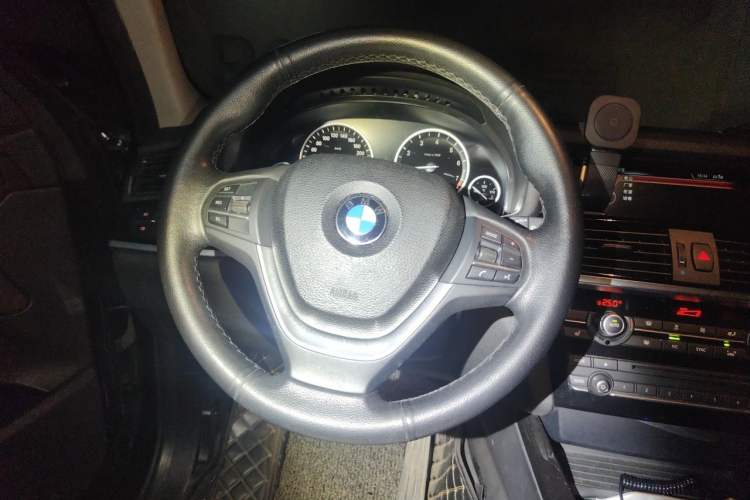 Used BMW X3 2014 xDrive20i X Design Package Steering Wheel