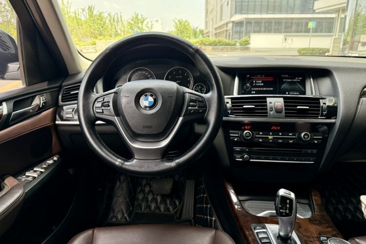Used BMW X3 2014 xDrive20i X Design Package Steering Wheel
