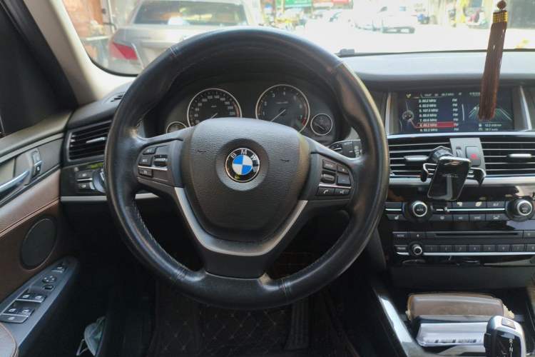 Used BMW X3 2014 xDrive20i X Design Package Steering Wheel