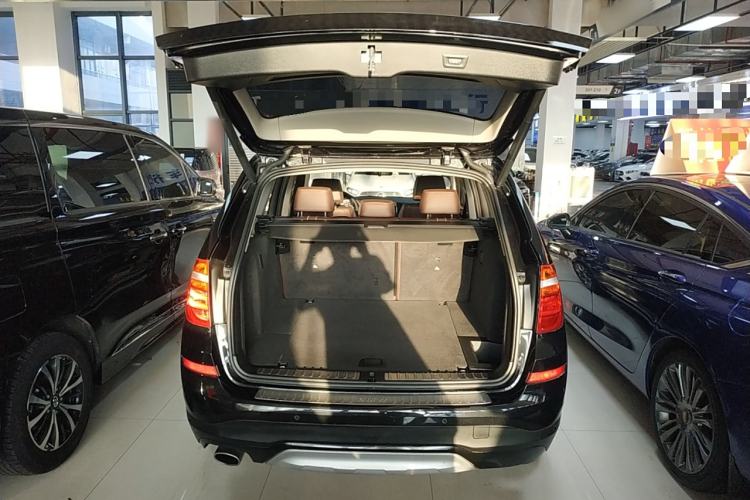 Used BMW X3 2014 xDrive20i X Design Package Trunk