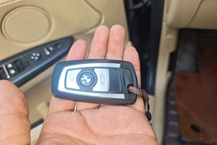 Used BMW X3 2014 xDrive20i X Design Package Vehicle Key