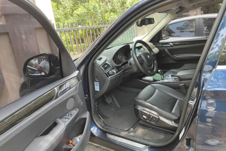 Used BMW X3 2014 xDrive28i X Design Package Driver Seat