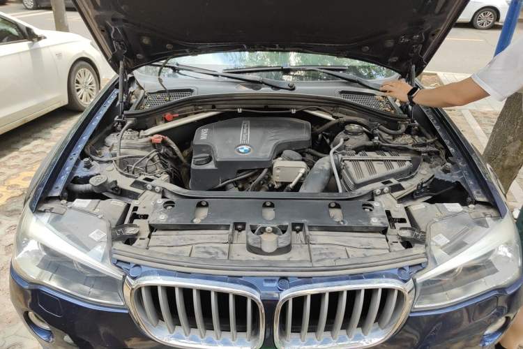 Used BMW X3 2014 xDrive28i X Design Package Engine Bay