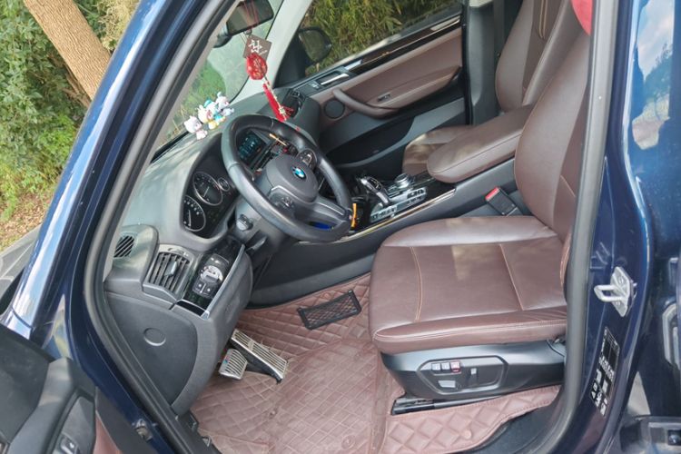 Used BMW X3 2014 xDrive20i X Design Package Interior 4