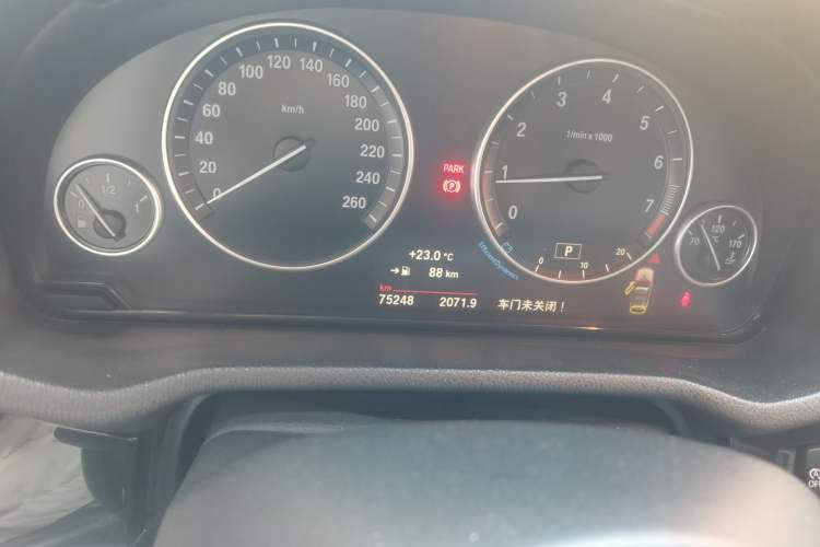 Used BMW X3 2014 xDrive20i X Design Package Odometer Close Up