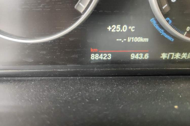 Used BMW X3 2014 xDrive28i X Design Package Odometer Close Up