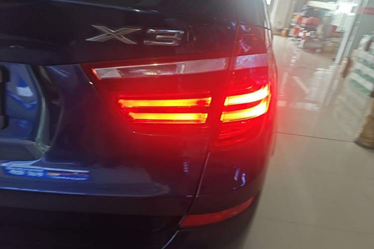 Used BMW X3 2014 xDrive20i X Design Package Right Rear Taillight
