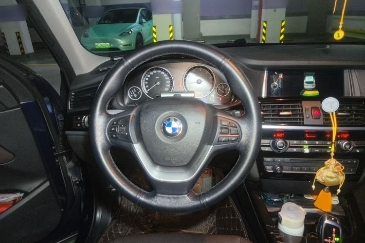 Used BMW X3 2014 xDrive20i X Design Package Steering Wheel