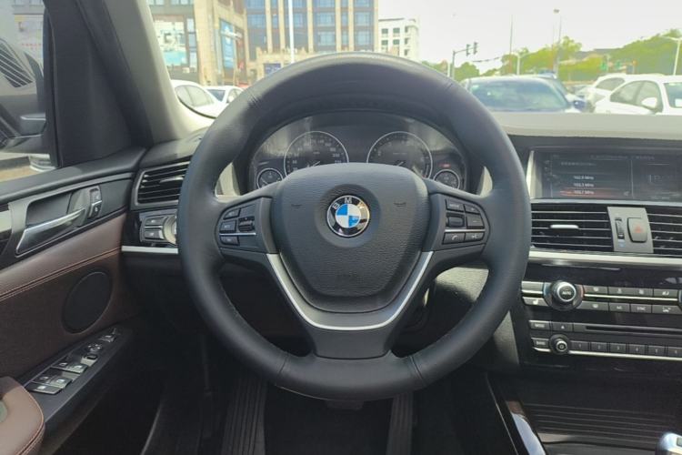 Used BMW X3 2014 xDrive20i X Design Package Steering Wheel