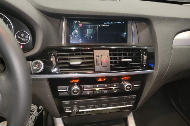 Used BMW X3 2014 xDrive28i Leading Model Audio And AC Panel