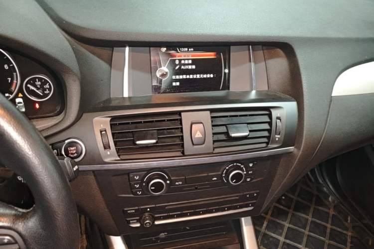 Used BMW X3 2014 xDrive20i Leading Model Audio And AC Panel