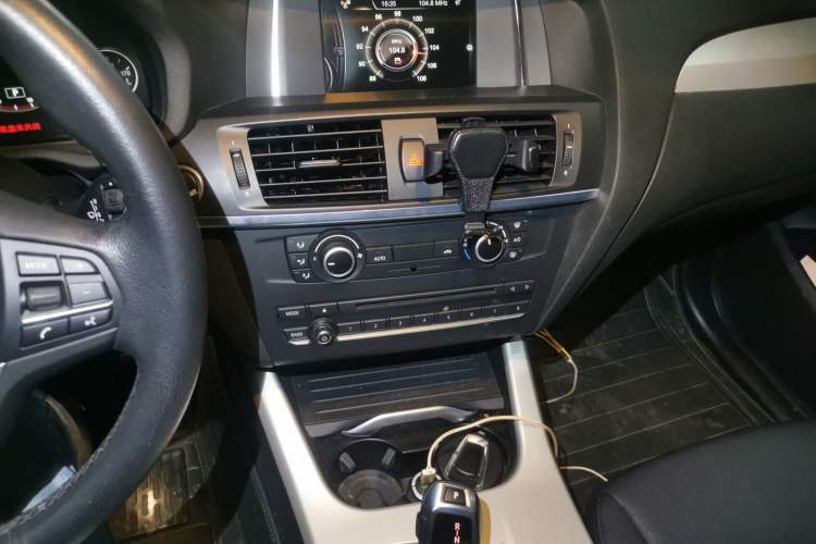Used BMW X3 2014 xDrive20i Leading Model Audio And AC Panel