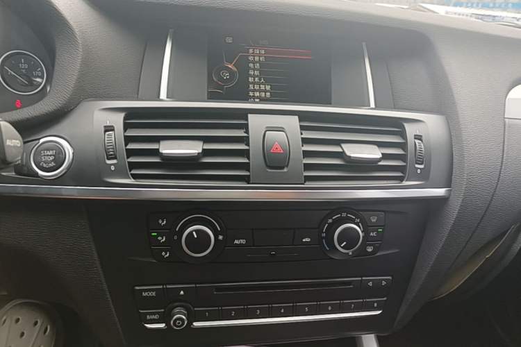 Used BMW X3 2014 xDrive20i Leading Model Audio And AC Panel
