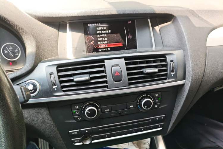 Used BMW X3 2014 xDrive20i Leading Model Audio And AC Panel