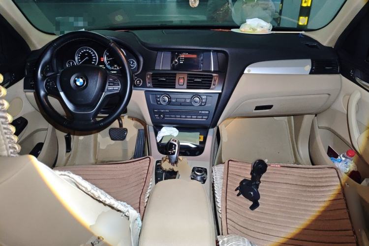 Used BMW X3 2014 xDrive20i Leading Model Center Console