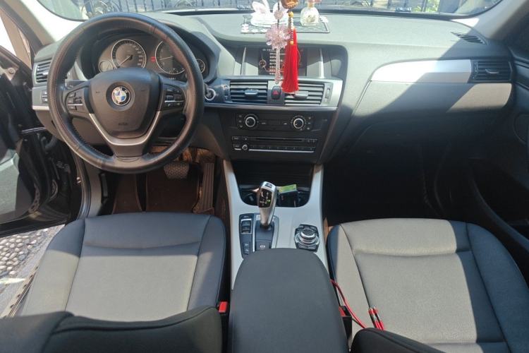 Used BMW X3 2014 xDrive20i Leading Model Center Console