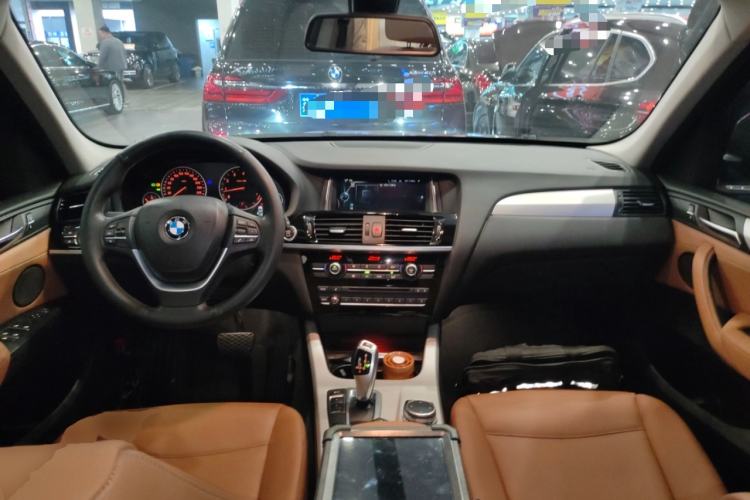 Used BMW X3 2014 xDrive28i Leading Model Center Console