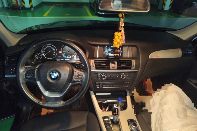 Used BMW X3 2014 xDrive20i Leading Model Center Console