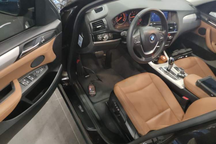 Used BMW X3 2014 xDrive28i Leading Model Driver Seat