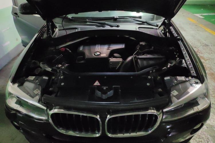 Used BMW X3 2014 xDrive20i Leading Model Engine Bay