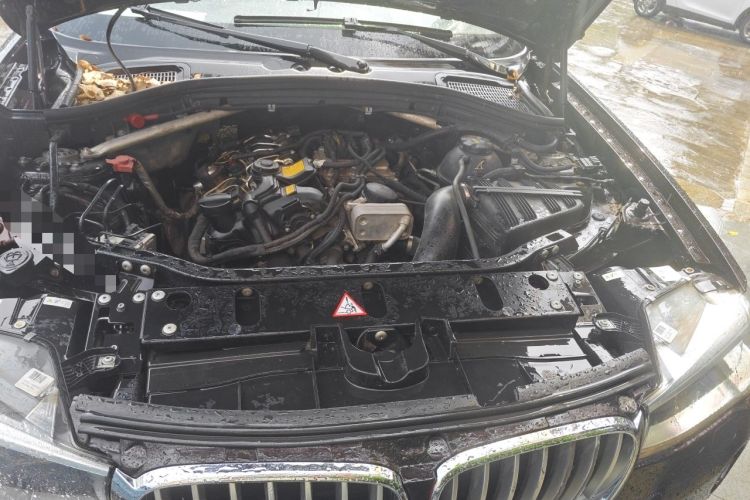 Used BMW X3 2014 xDrive20i Leading Model Engine Bay