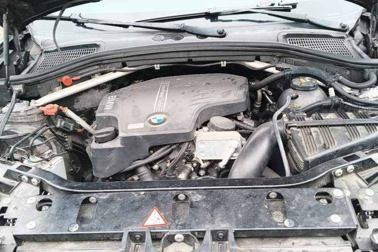 Used BMW X3 2014 xDrive20i Leading Model Engine Bay