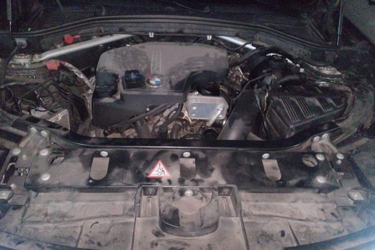 Used BMW X3 2014 xDrive20i X Design Package Engine Bay