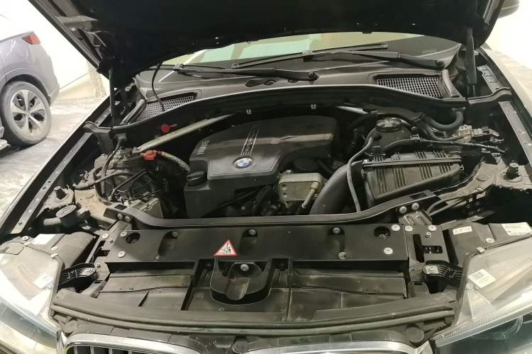 Used BMW X3 2014 xDrive20i X Design Package Engine Bay