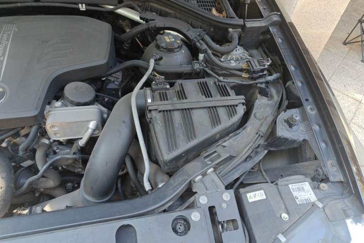 Used BMW X3 2014 xDrive20i Leading Model Engine Bay Left