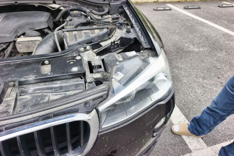 Used BMW X3 2014 xDrive20i Leading Model Engine Bay Left