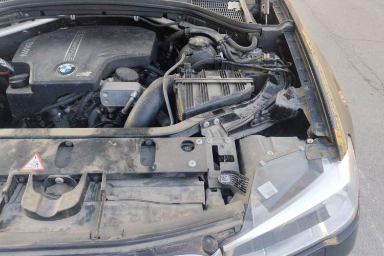 Used BMW X3 2014 xDrive20i X Design Package Engine Bay Left