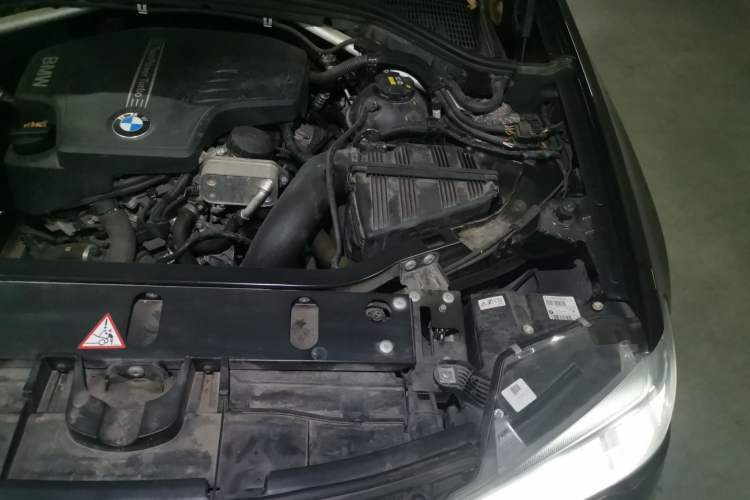Used BMW X3 2014 xDrive20i Leading Model Engine Bay Left