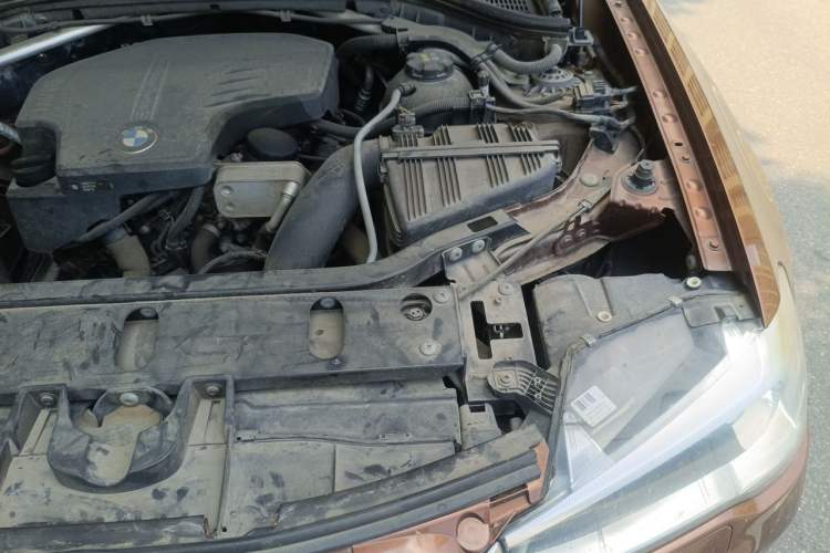 Used BMW X3 2014 xDrive20i X Design Package Engine Bay Left