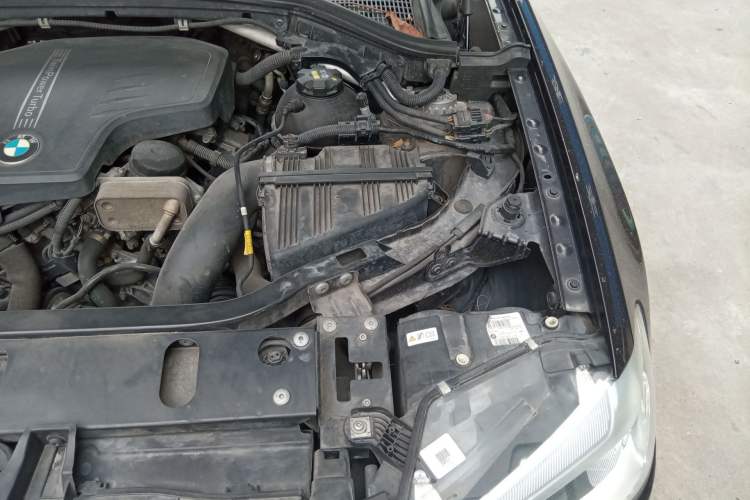 Used BMW X3 2014 xDrive28i Leading Model Engine Bay Left