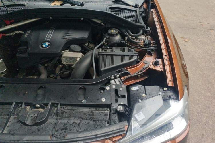 Used BMW X3 2014 xDrive20i X Design Package Engine Bay Left
