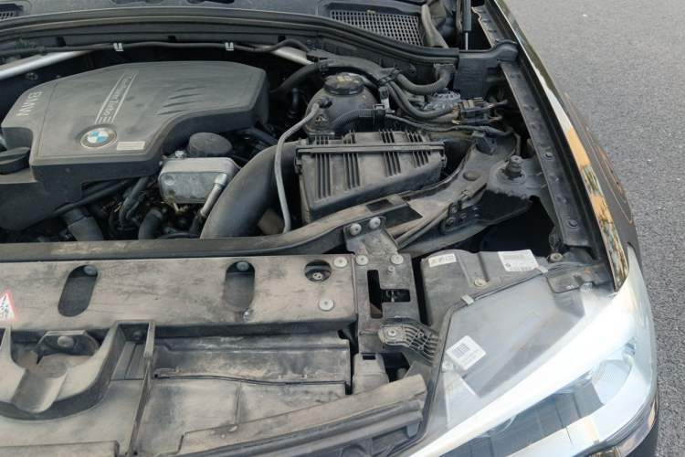 Used BMW X3 2014 xDrive20i X Design Package Engine Bay Left