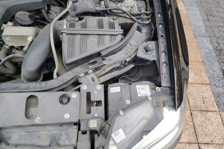 Used BMW X3 2014 xDrive20i X Design Package Engine Bay Left